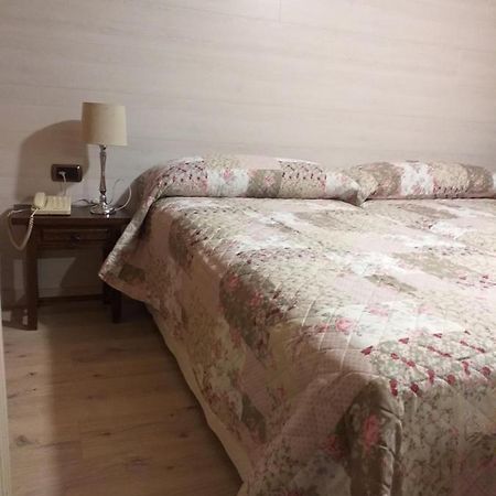 Hotel Giral Biescas  Eksteriør billede